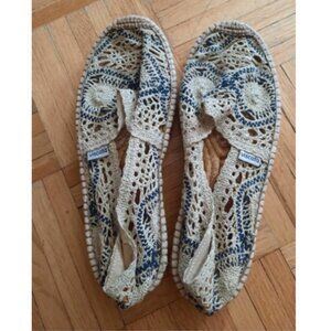 Viscata Barcelona Garraf White Navy crochet esapdrilles